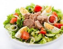 PP - chaguzi za saladi ya tuna